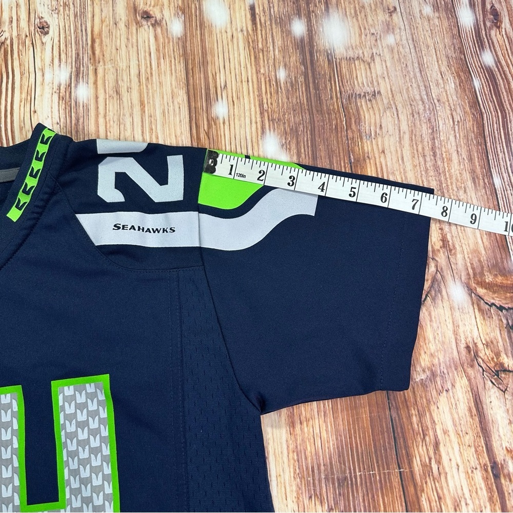 Nike On Field Marshawn Lynch Seattle Seahawks Jersey Size M 10/12 YOUTH - Picture 9 of 13